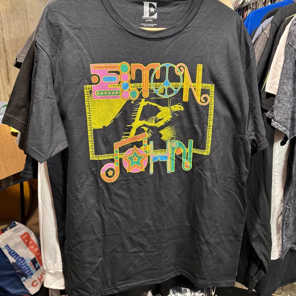 Elton John - NWOT size Large